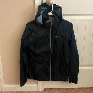 Columbia windbreaker with hood